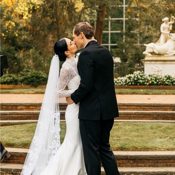 -Classic 2023 Jane Hill Fairmont Dress from Midnight Soirée Collection - Picture 9 of 10